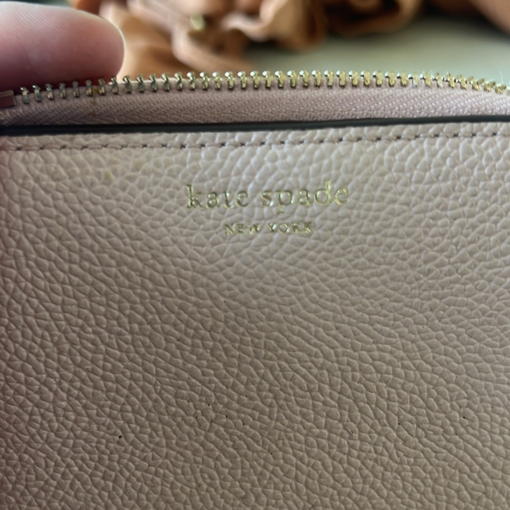 Kate Spade wallet - Picture 3 of 3